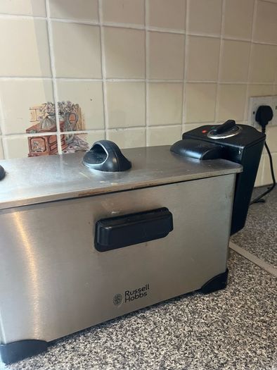 Russell Hobbs Deep Fat Fyer