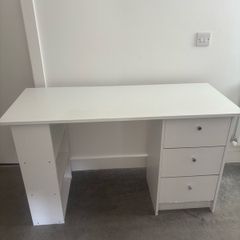 Free Desk