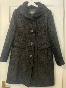 Barbara Lebek Coat - Size 12 - Elegant - Animal Texture