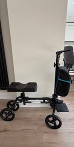 Knee walker/scooter