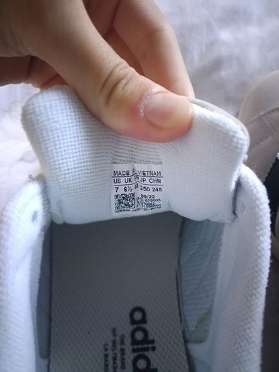 Adidas campus