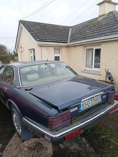 car jag for breaking/ parts