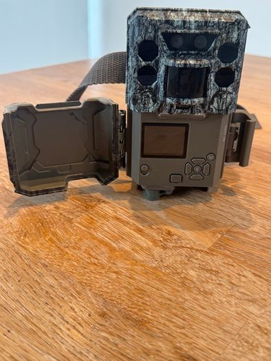 Bushnell 32MP Core DS-4K Treebark Camo No Glow - Naturecam