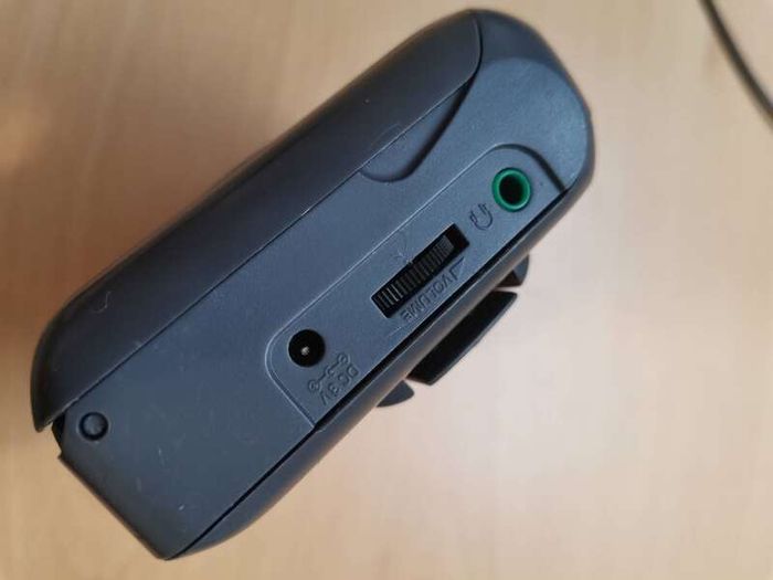 PHILIPS AQ6401 Walkman Cassette Player