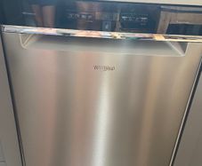 Whirlpool Dishwasher