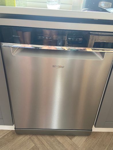 Whirlpool Dishwasher