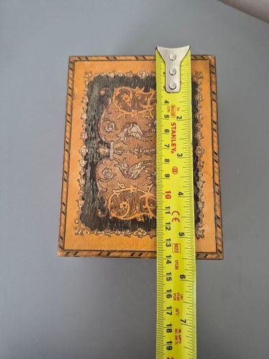 Vintage  Wooden Musical Jewellery Trinket Box