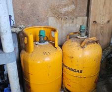2 Calor gas bottles