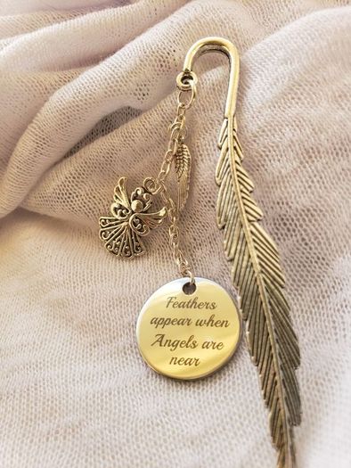 Teacher gift/ Stocking filler Feathers Appear When Angels are Near Bookmark FREEPOST