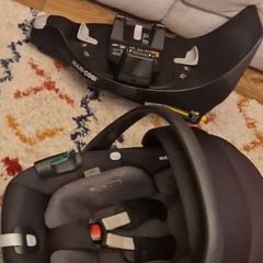 maxi cosi carseat and 360 base