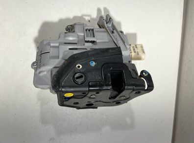 Audi A4 B8  Door Lock Passenger Side Rear  8k0839015 A3l2b718g