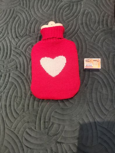 Delete Small Hot water bottle with heart