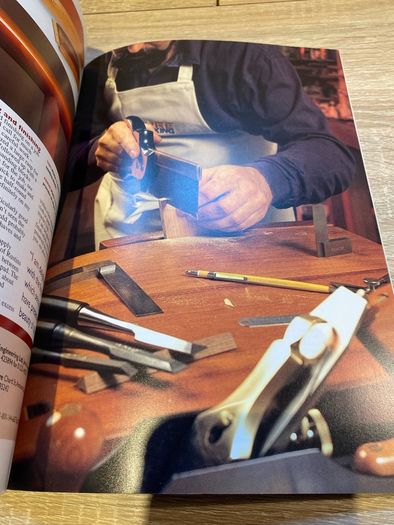 David Charlesworth's Furniture-making Techniques
