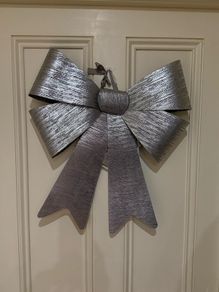 Large Christmas bows