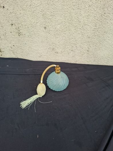 Vintage blue perfume bottle spray possible to post