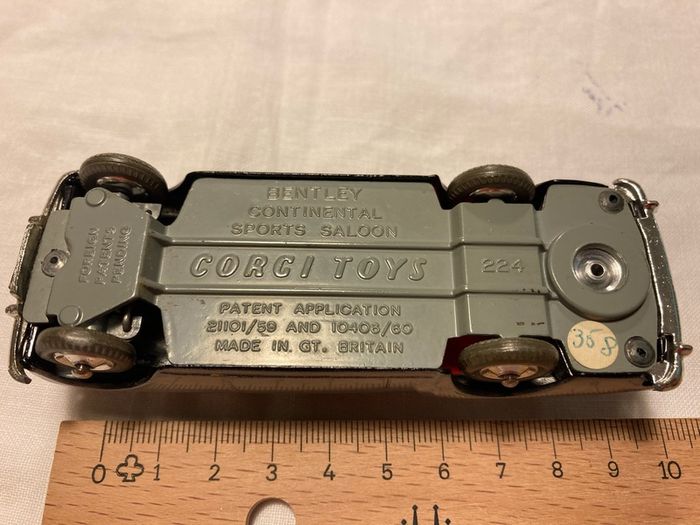 Corgi 224. Bentley Continental Sports Saloon. Mint.1961/65.