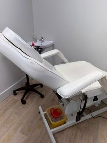 Beauty Recliner Bed