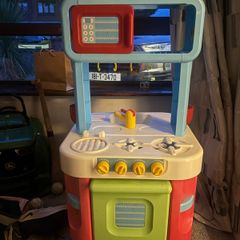 Toy Kitchen