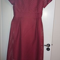 Womans Boohoo Dress woman once