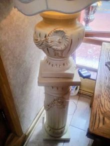 Floor lamp