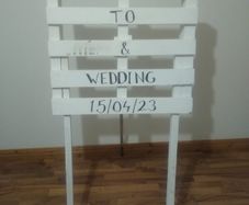 Rustic wedding sign