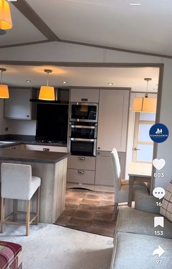 Stunning 2018 ABI WESTWOOD Winter Pack Mobile Home (44x14 Foot)