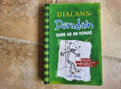 Dialann Duradain Barr ar an Donas le Jeff Kidney