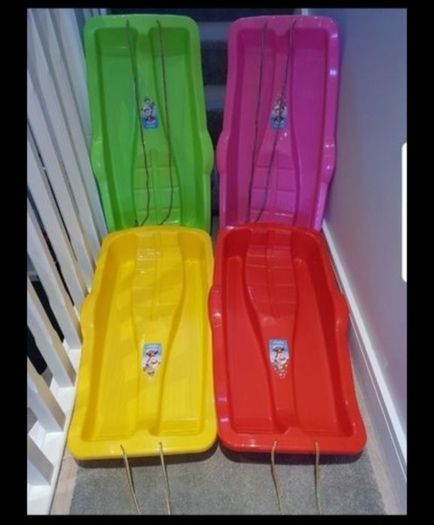 snow sledge slides