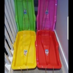 snow sledge slides