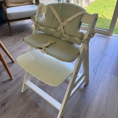 Hauck Alpha+ Wooden Highchair - White - Bundle