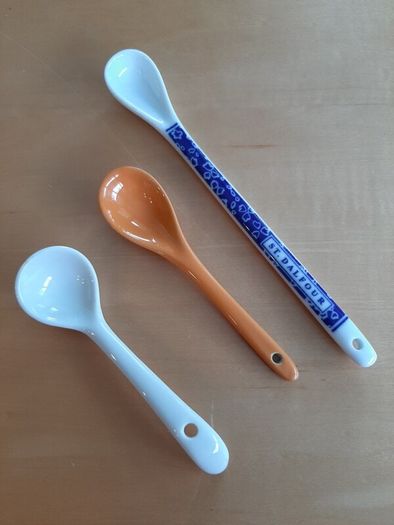Small ceramic spoons