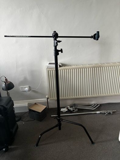 Camera holder tripod, overhead