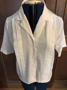 White Short Sleeve V-neck Blouse - Size 10