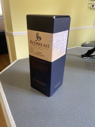 red breast  single pot still Irish whisky cask strength aged twelve years BOX ONLY