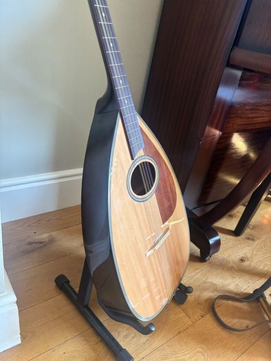 Bouzouki