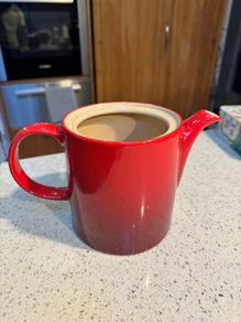 Le Creuset Teapot