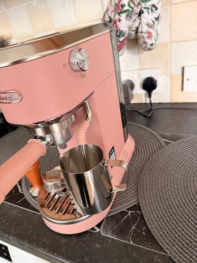 DeLonghi Dedica Duo espresso machine