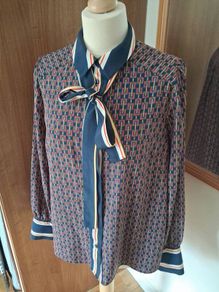 Lovely Savida Navy Mix Blouse M