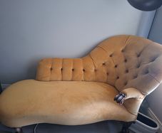 Chaise Lounge