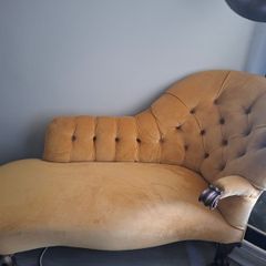 Chaise Lounge