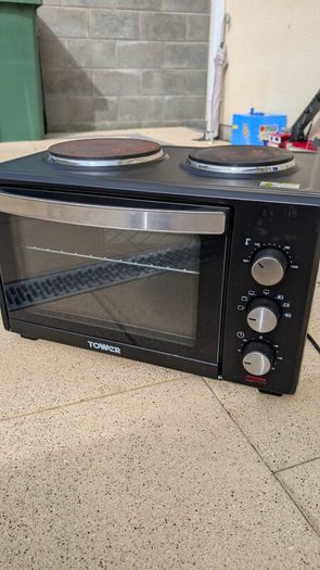 Tower T14013 28L Mini Oven with Dual Hotplates