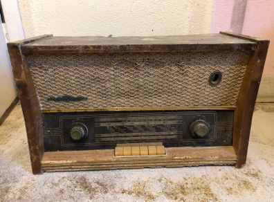 Vintage PYE Radio