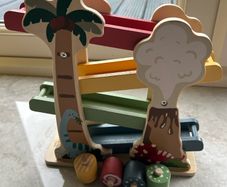 Wooden Tamp Toy