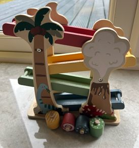 Wooden Tamp Toy