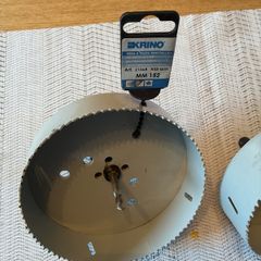 Hole saws