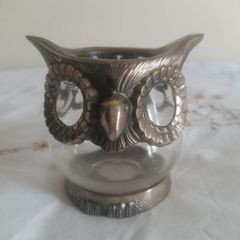 Tea light candle holder