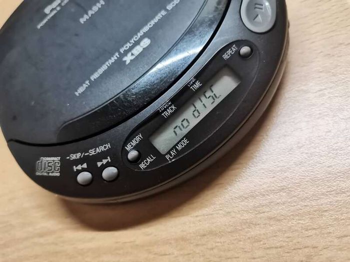 Panasonic SL-S162 Portable CD Player
