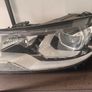 Volkswagen Tiguan front left head light Image 2
