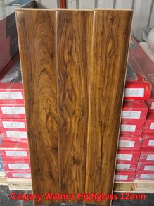 New 8mm & 12mm Laminated Flooring Free Delivery