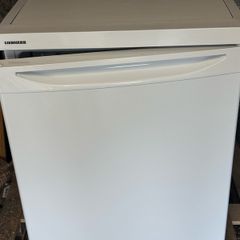 Liebherr under counter fridge